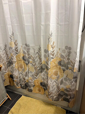 Lush Decor Aprile Shower Curtain White & Yellow Floral